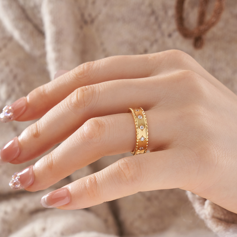 Vintage Geometric Round Cut Diamond White Sterling Silver Yellow Gold Wedding Ring