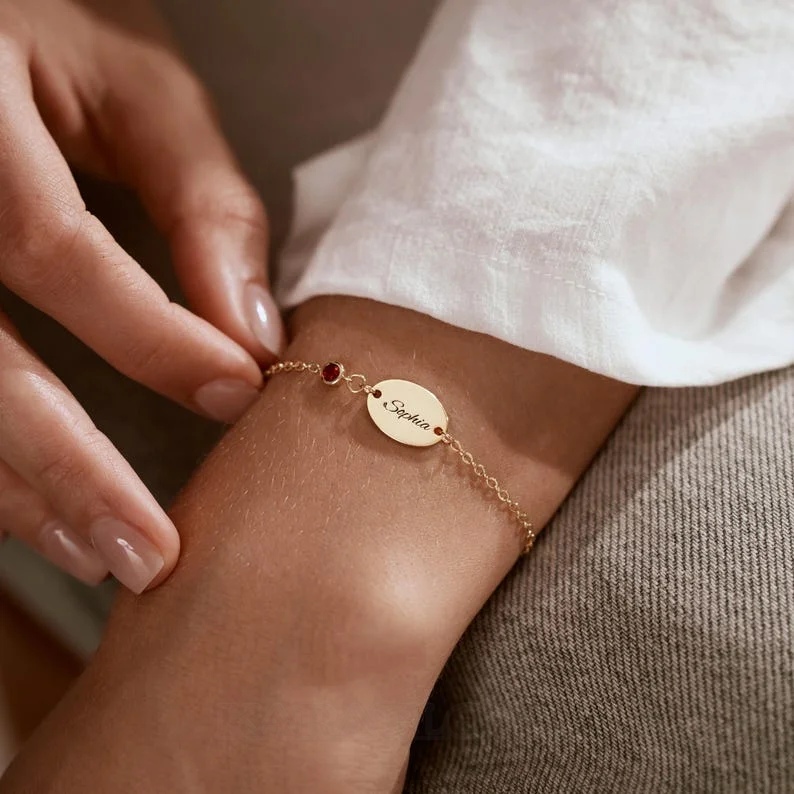 Round Cut Sterling Silver Family Personalized Birthstone Engraved Bar Bracelet Gift For Loved One