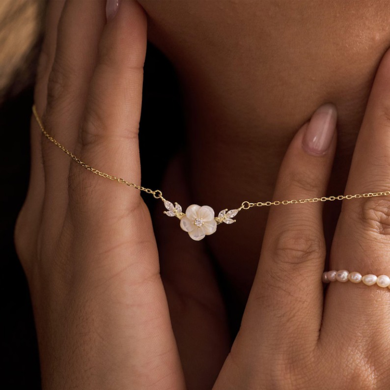Minimalist Mother of Pearl Sterling Silver Flower Necklace
