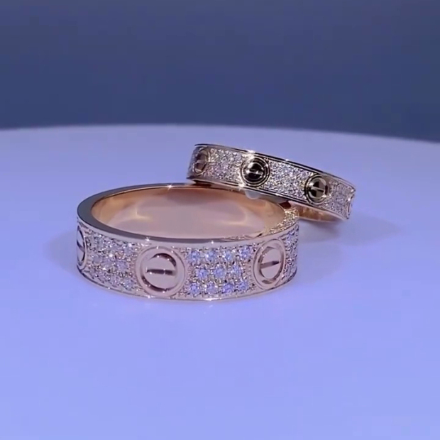 Round Cut Diamond White Rose Gold Couple Rings in 925 Sterling Silver