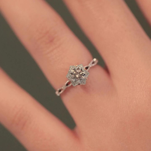 Round Cut Diamond White Halo Engagement Ring in 925 Sterling Silver