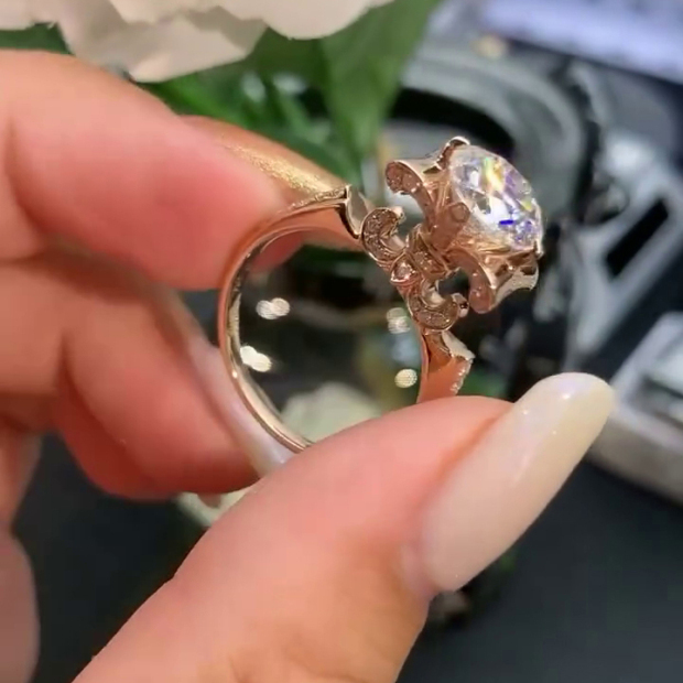 Round Cut Diamond White Art Deco Rose Gold 925 Sterling Silver Engagement Ring