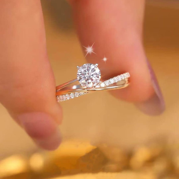 Round Cut Diamond White Yellow Gold Engagement Ring in 925 Sterling Silver