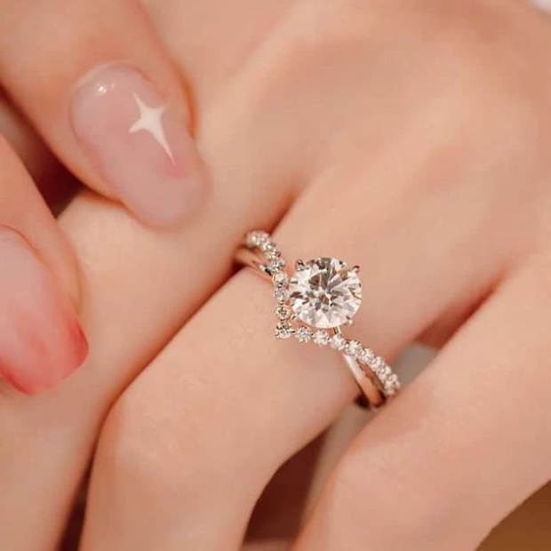 Round Cut Diamond White 925 Sterling Silver Art Deco Engagement Ring