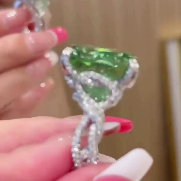 Cushion Cut Peridot Green Art Deco 925 Sterling Silver Engagement Ring