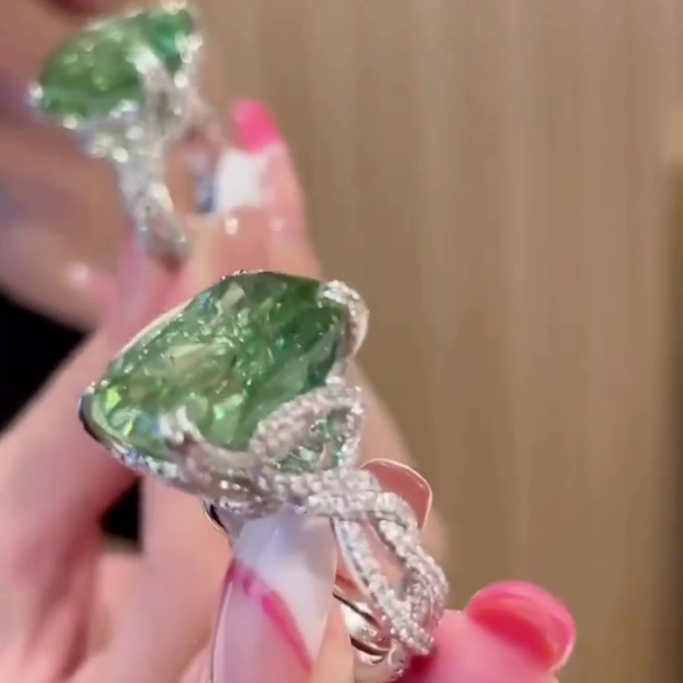 Cushion Cut Peridot Green Art Deco 925 Sterling Silver Engagement Ring