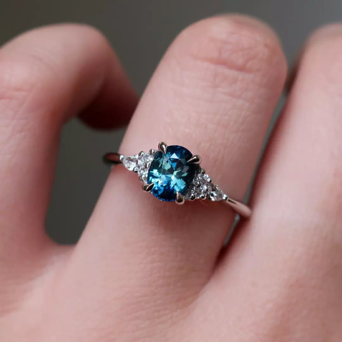 Oval Cut Sapphire Blue 925 Sterling Silver Classic Engagement Ring
