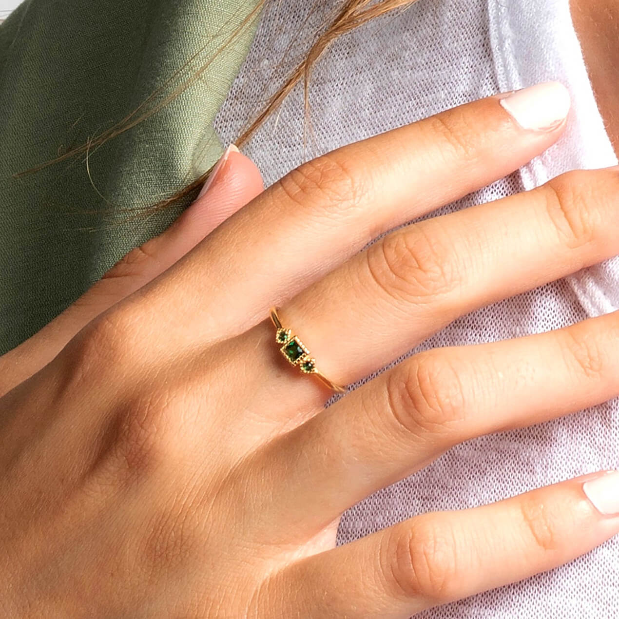 Princess Cut Emerald Green 925 Sterling Silver Yellow Gold 3-Stone Stackable Minimalist Engagement Ring