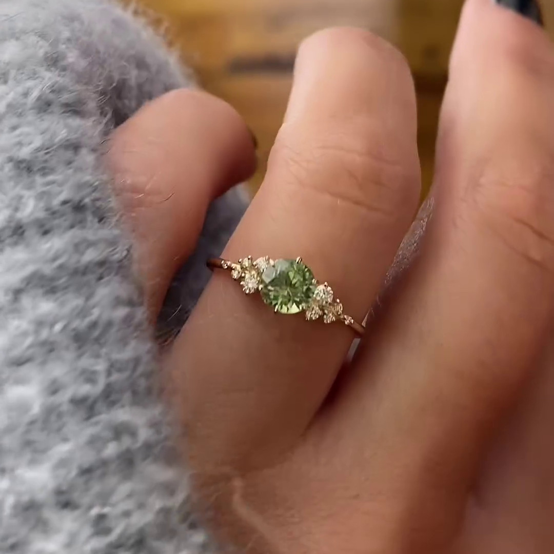 Round Cut Peridot Green 925 Sterling Silver Yellow Gold Classic Engagement Ring