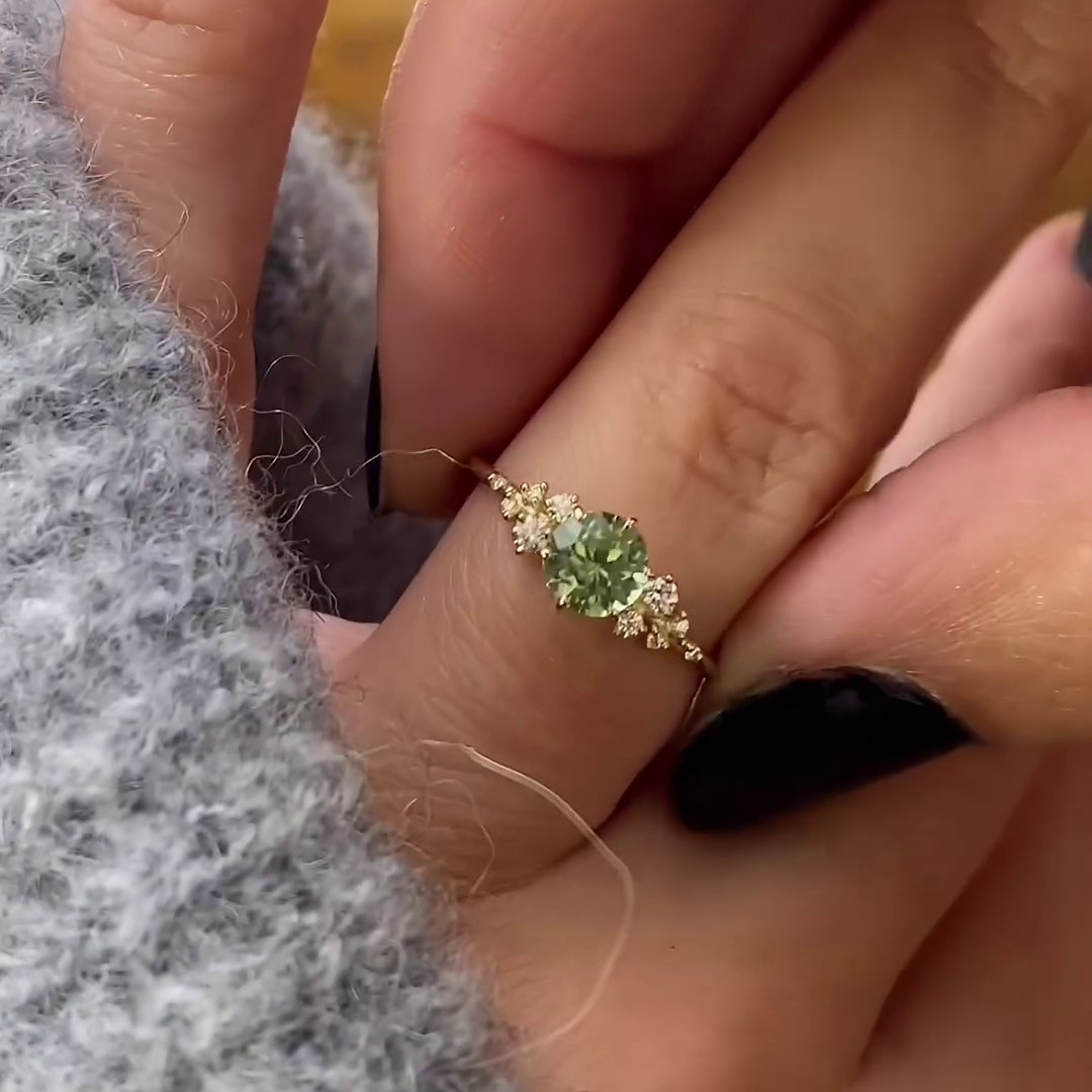 Round Cut Peridot Green 925 Sterling Silver Yellow Gold Classic Engagement Ring