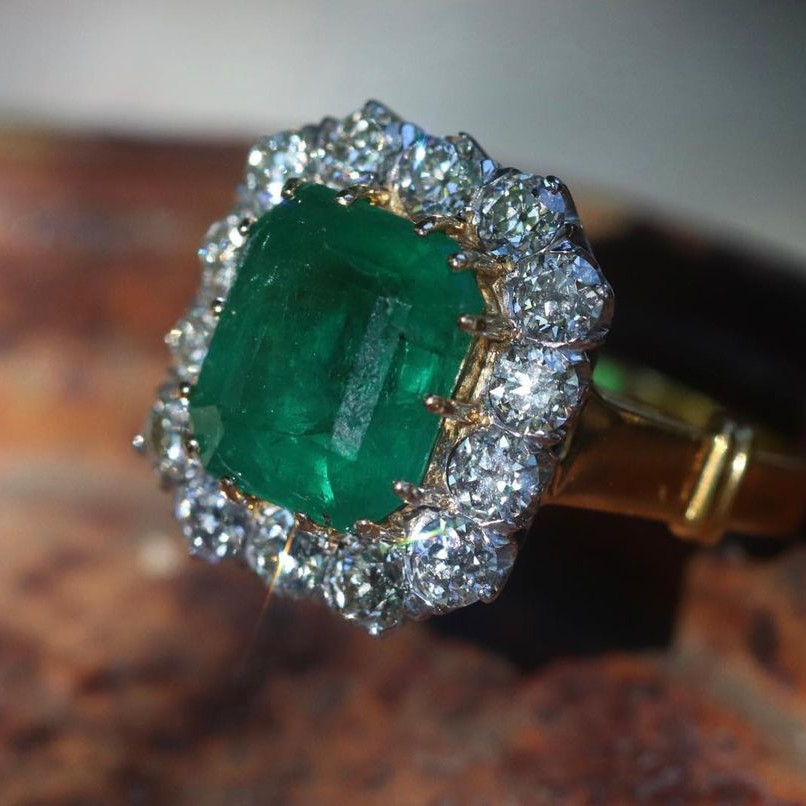 Radiant Cut Emerald Green 925 Sterling Silver Yellow Gold Halo Engagement Ring