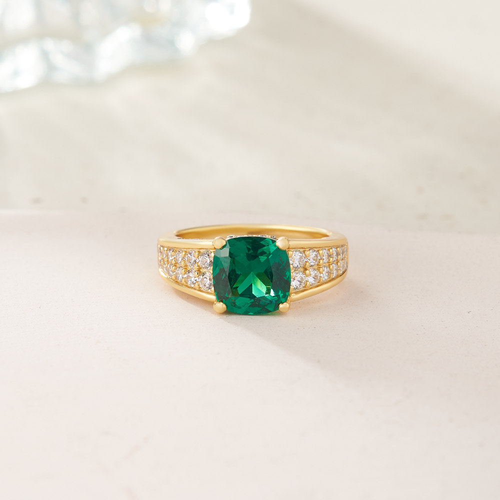 Cushion Cut Emerald Green 925 Sterling Silver Engagement Ring