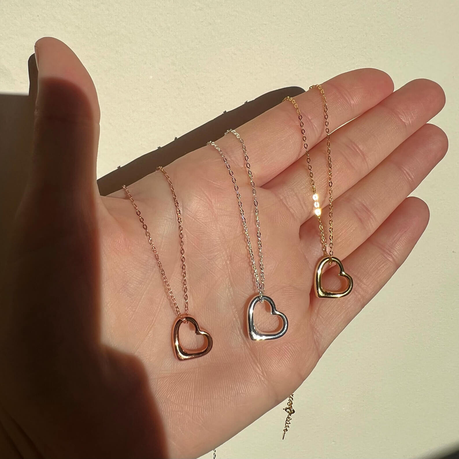 Minimalist Gold/Silver/Rose Gold Sterling Silver Tiny Hollow Heart Necklace