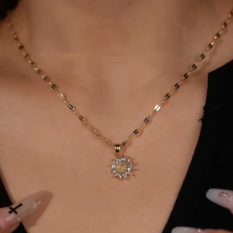 Dainty 925 Sterling Silver Yellow Gold Blooming Sunflower Pendant Necklace