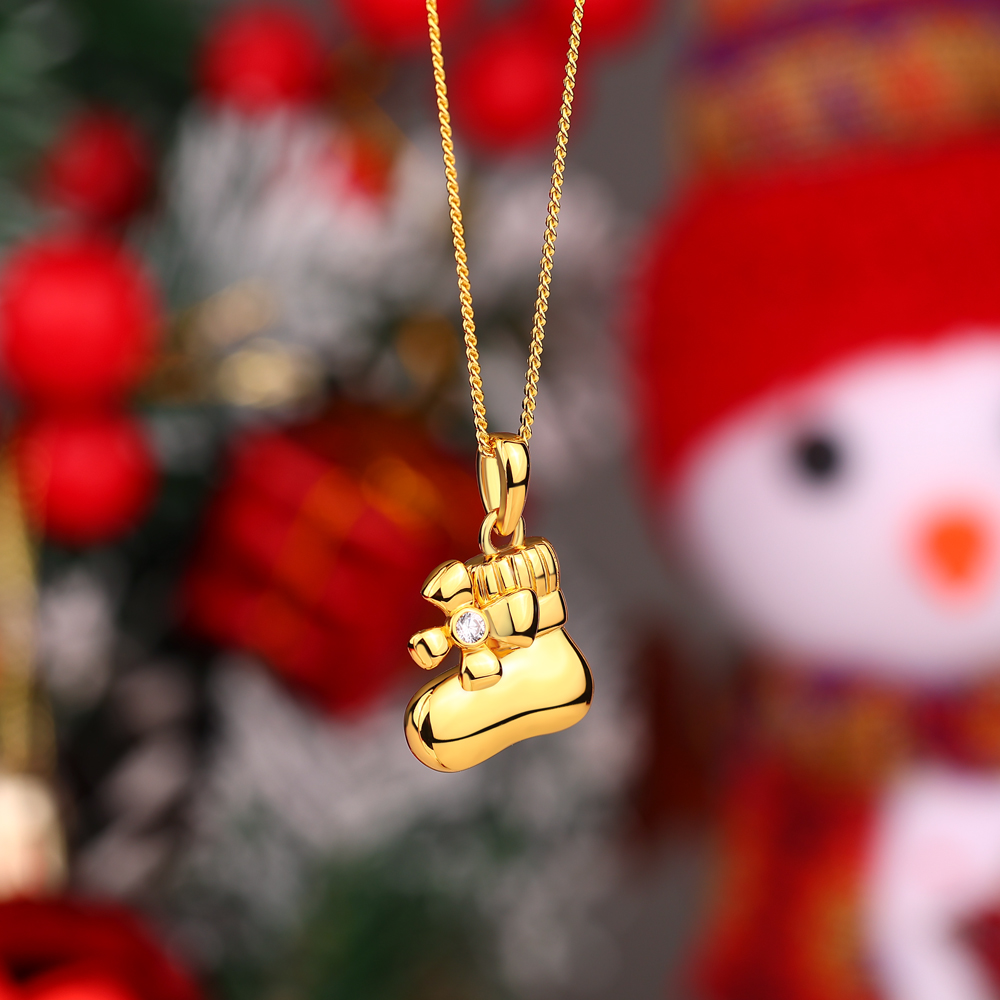 Round Cut Diamond White Yellow Gold Sterling Silver Baby Bootie Clover Pendant Necklace Gifts for Christmas