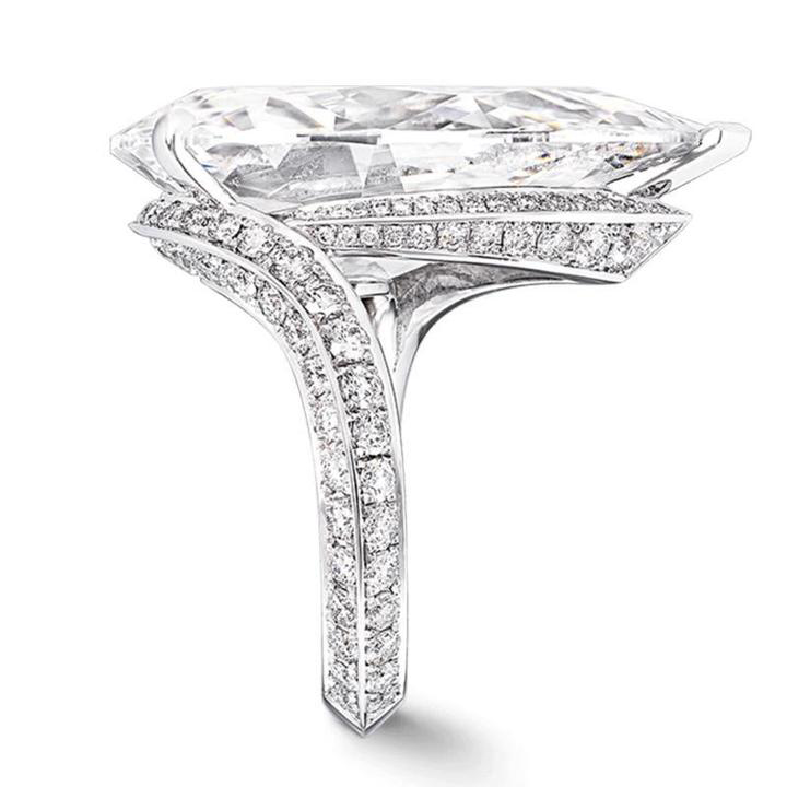 Diamond White Pear Cut Engagement Ring in 925 Sterling Silver