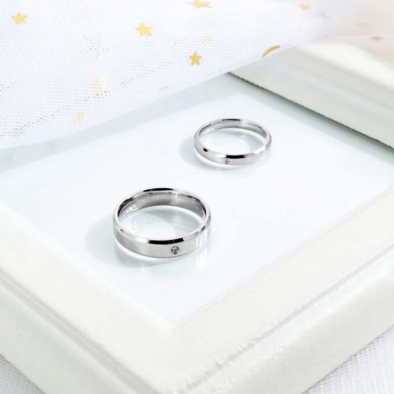 Round Diamond White Titanium Silver Couple Rings