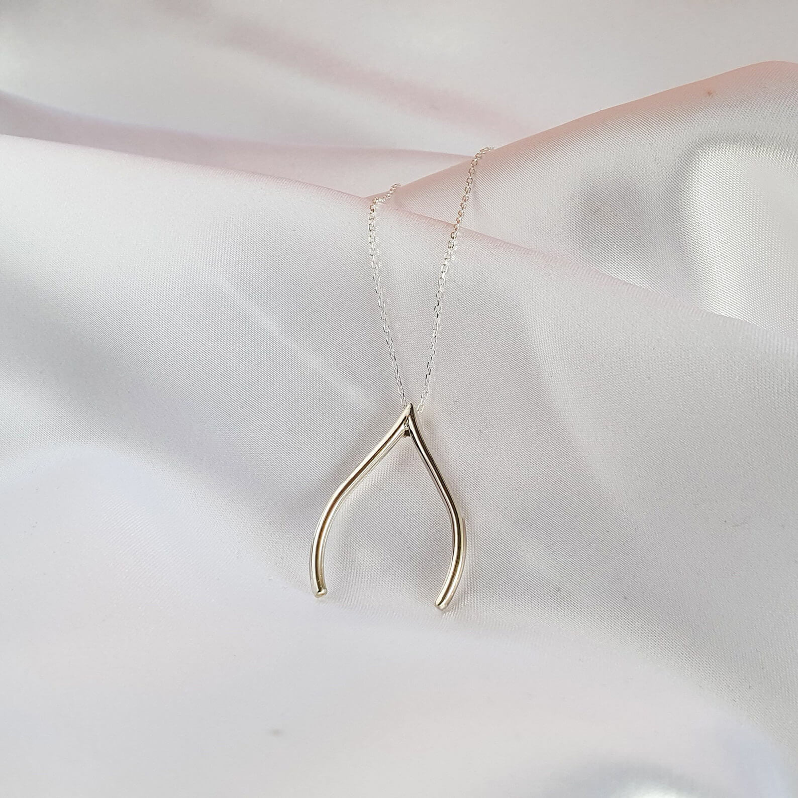 Good Luck Ring Keeper Ring Holder Wishbone Pendant Necklace
