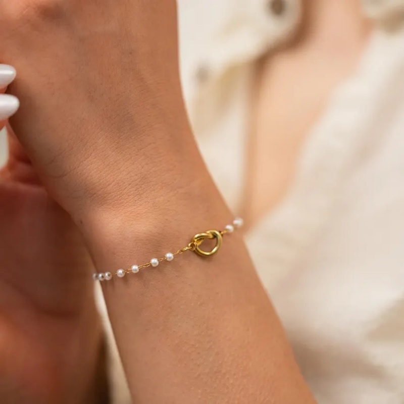 Minimalist 925 Sterling Silver Yellow Gold Knot Pearl Bracelet