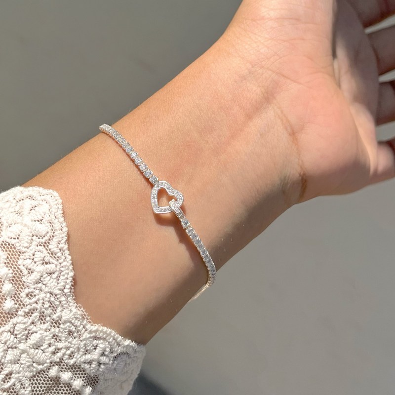 Elegant Diamond White Heart Link 925 Sterling Silver Tennis Bracelet