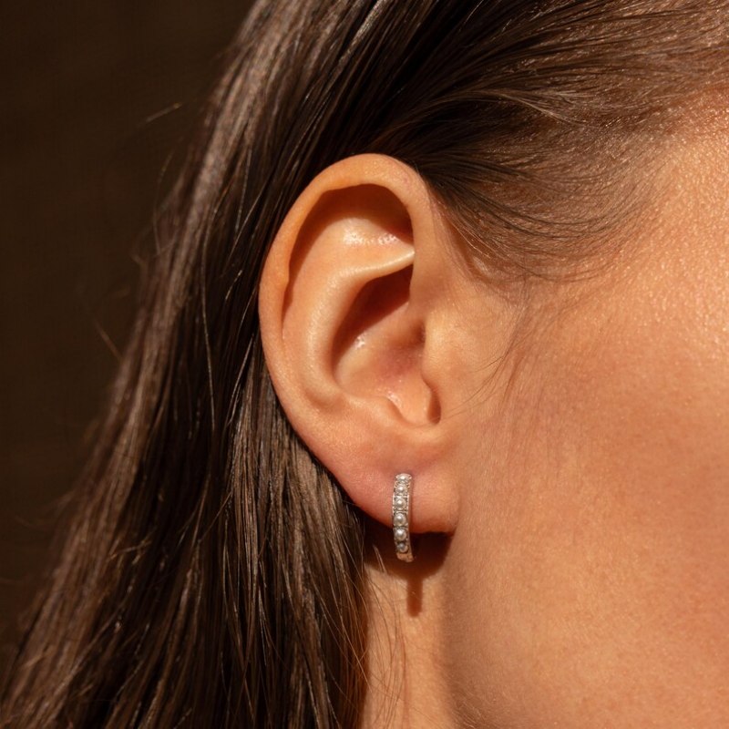 Minimalist 925 Sterling Silver Pearl Huggie Hoop Earrings