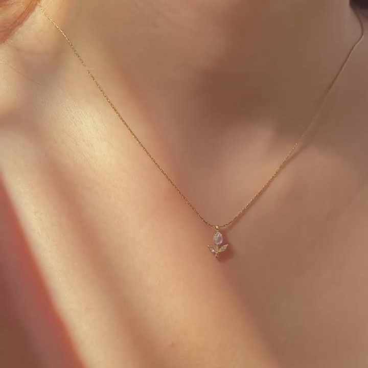 Minimalist Pear Cut Diamond White 925 Sterling Silver Yellow Gold Tulip Necklace 