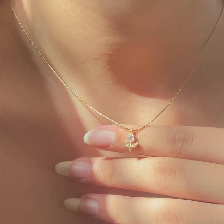 Minimalist Pear Cut Diamond White 925 Sterling Silver Yellow Gold Tulip Necklace 