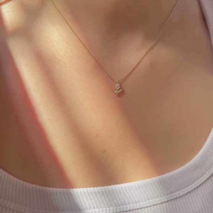 Minimalist Pear Cut Diamond White 925 Sterling Silver Yellow Gold Tulip Necklace 
