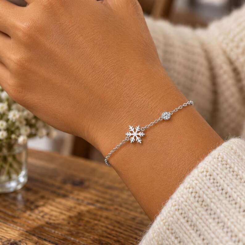 Minimalist Personalized Birthstone 925 Sterling Silver Snowflake Bracelet