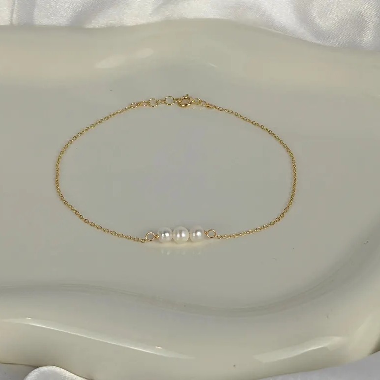 Minimalist Yellow Gold 925 Sterling Silver Freshwater Pearl Bracelet for Women