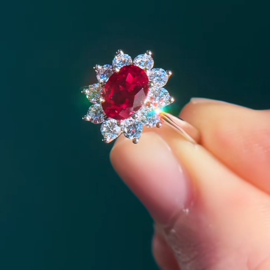 Vintage Oval Cut Ruby Red 925 Sterling Silver Flower Engagement Ring
