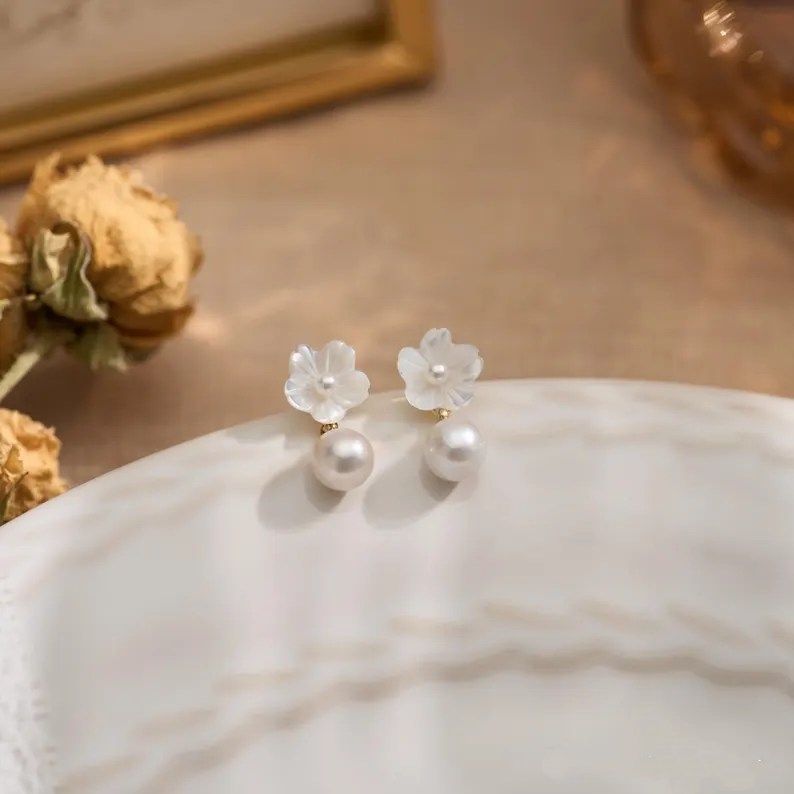 Dainty 925 Sterling Silver Mother of Pearl Flower Drop Earrings