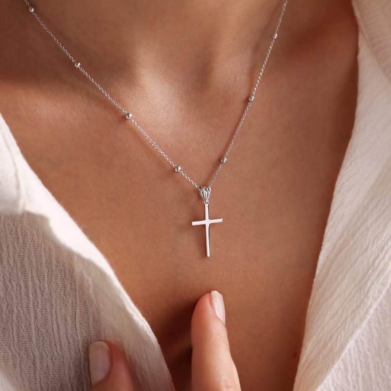 Minimalist Plain 925 Sterling Silver Classic Cross Pendant Necklace
