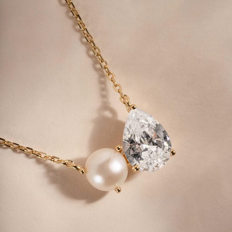 Minimalist Yellow Gold 925 Sterling Silver Diamond White Freshwater Pearl Pendant Necklace