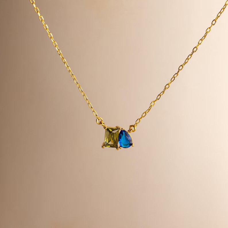 Minimalist 925 Sterling Silver Emerald & Pear Cut Birthstone Necklace Gift for Her