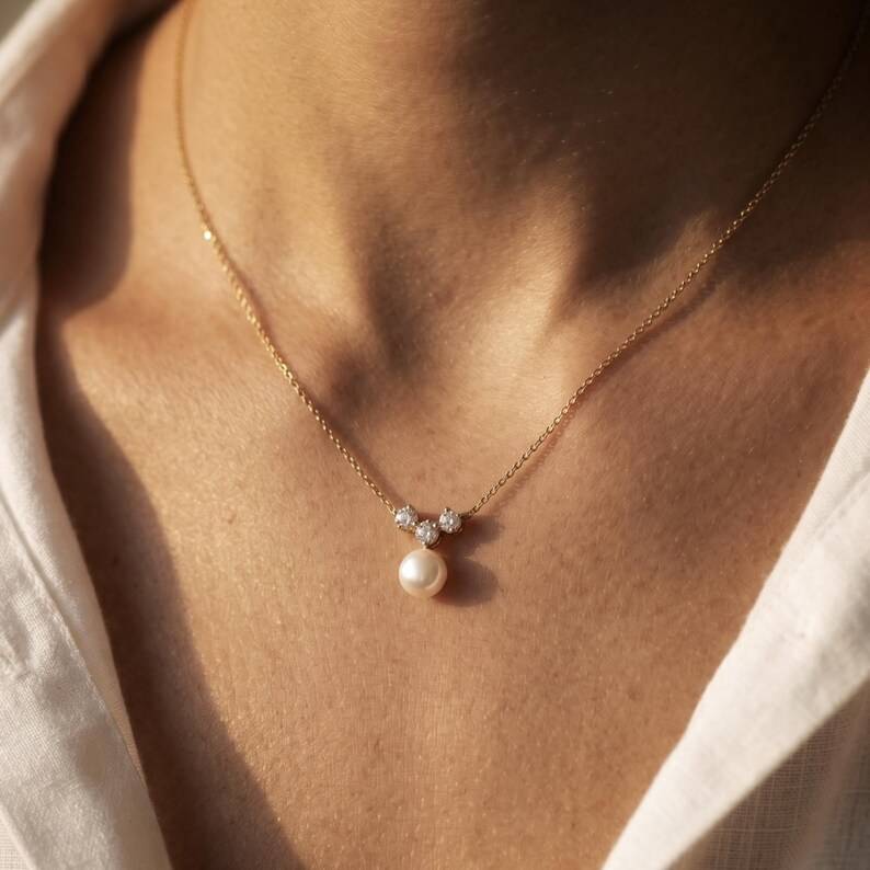 Minimalist Yellow Gold 925 Sterling Silver Diamond White&Pearl Pendant Necklace