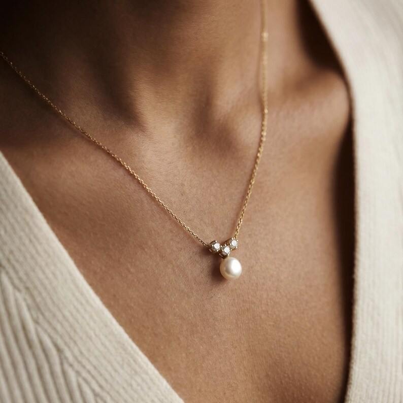 Minimalist Yellow Gold 925 Sterling Silver Diamond White&Pearl Pendant Necklace