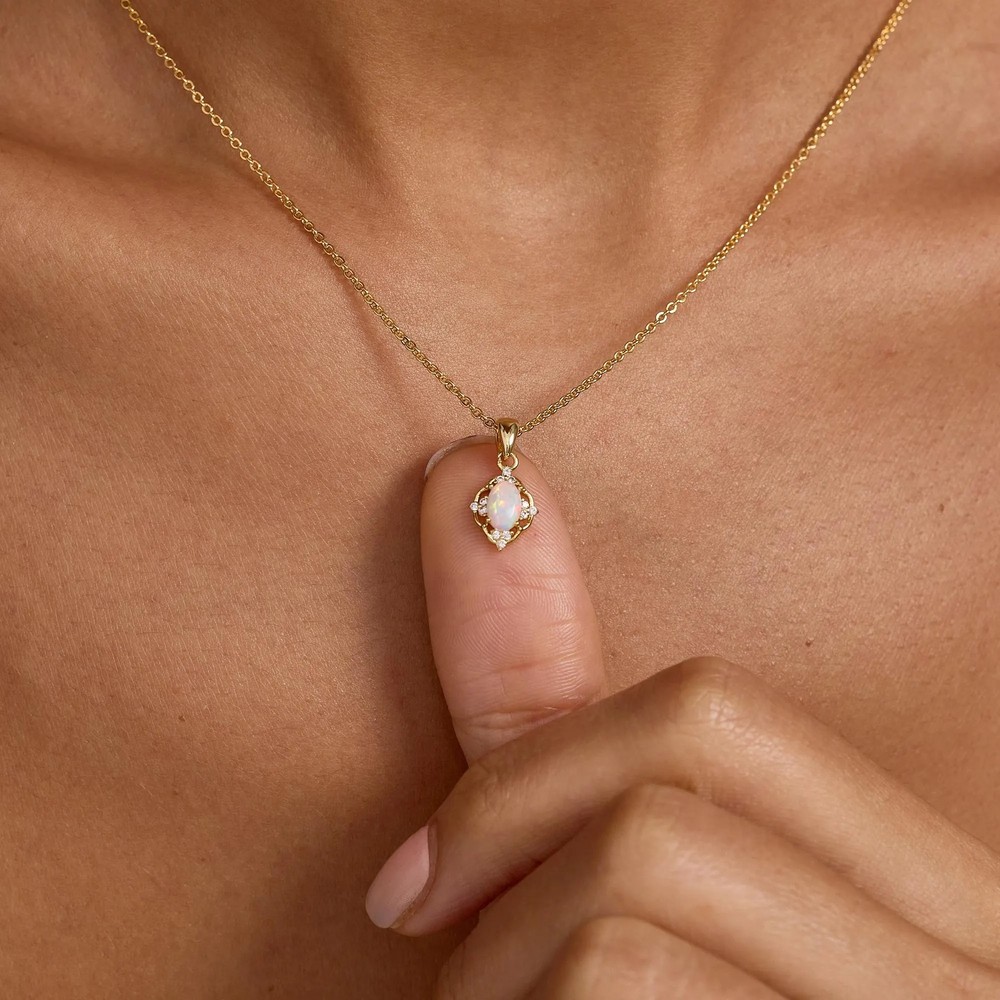 Elegant 925 Sterling Silver Oval Cut Opal Vintage Pendant Necklace Gift for Her