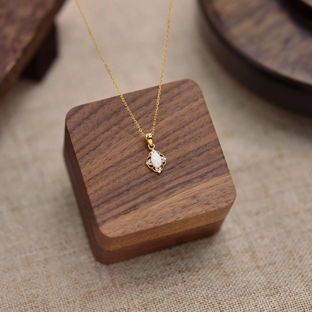 Elegant 925 Sterling Silver Oval Cut Opal Vintage Pendant Necklace Gift for Her