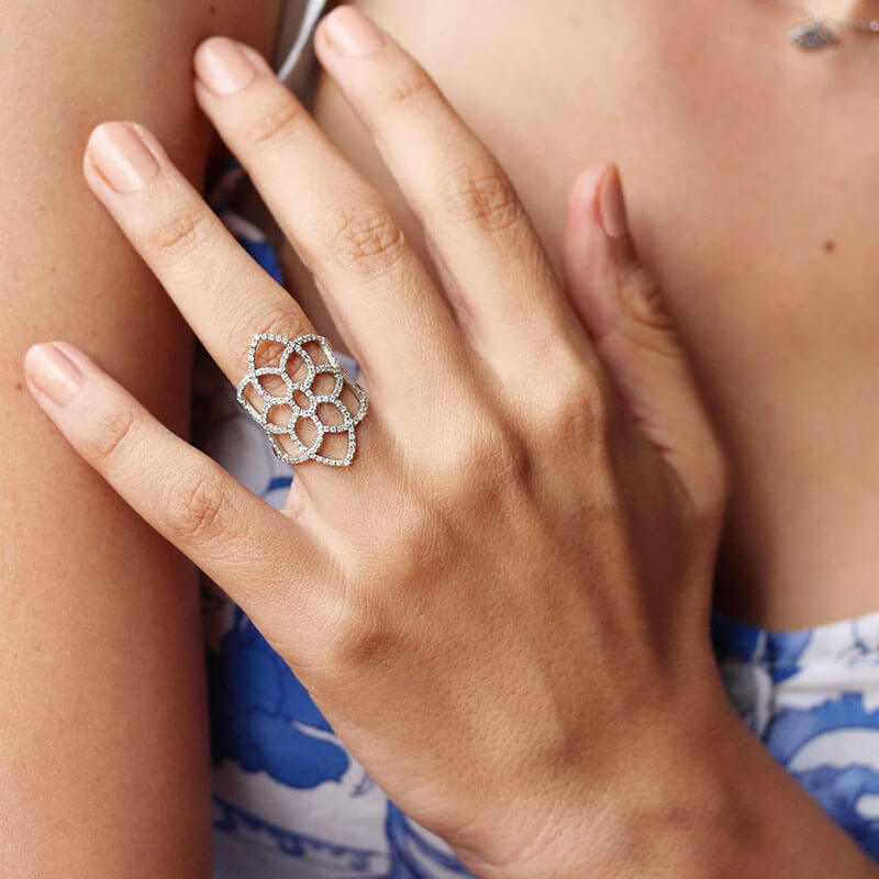 Vintage Round Cut Diamond White Sterling Silver Hollow Lace Women's Ring