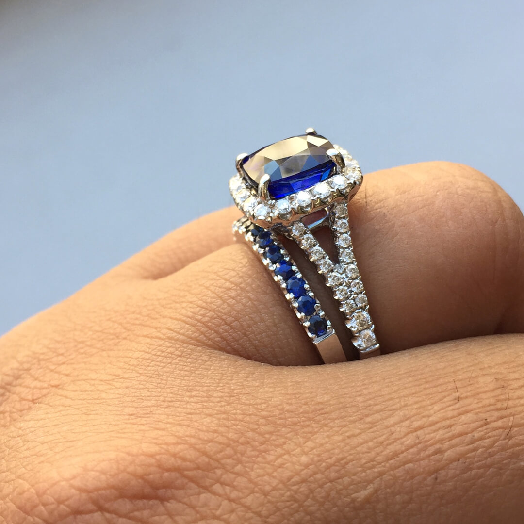 Cushion Cut Sapphire Blue 925 Sterling Silver Halo Bridal Ring Set