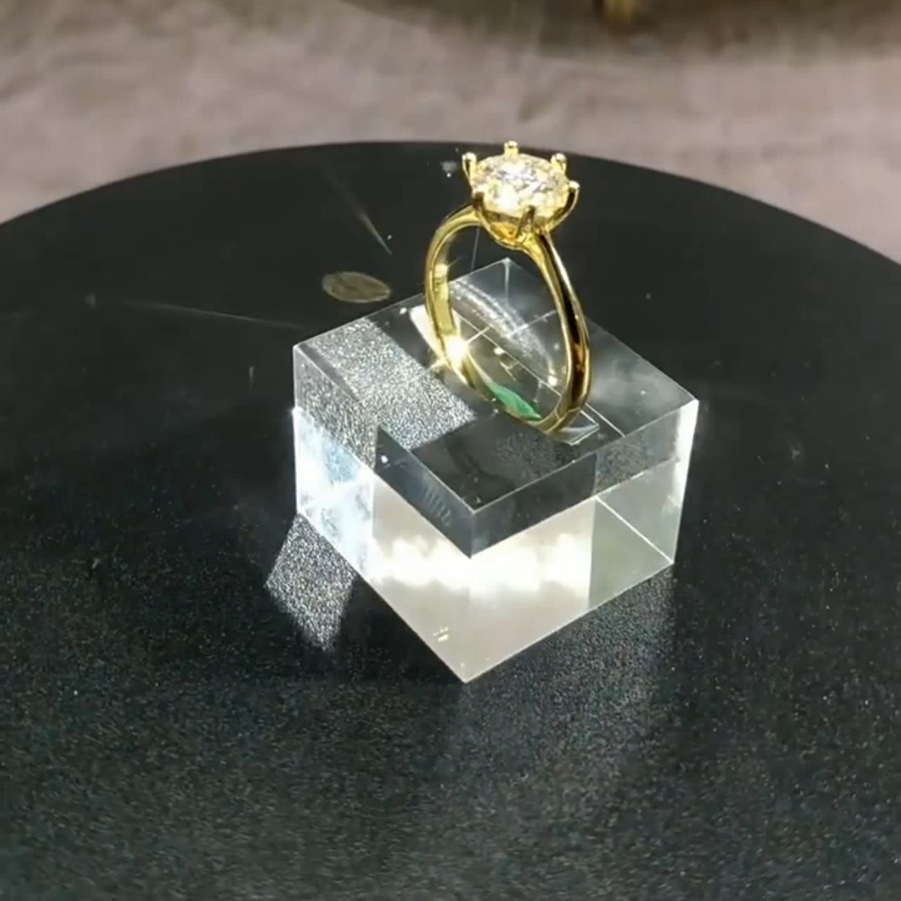 Round Cut Moissanite Diamond White Yellow Gold 925 Sterling Silver Solitaire Engagement Ring