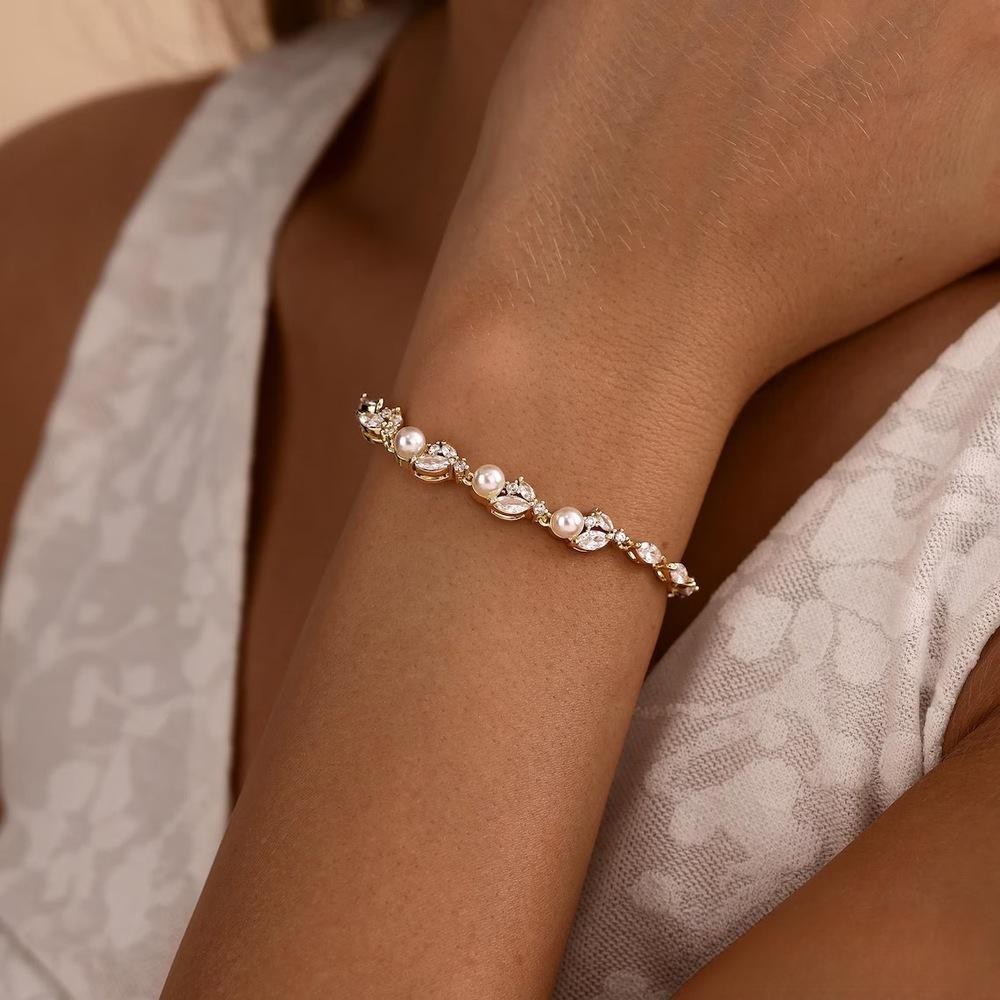 Dainty Marquise Cut Diamond White 925 Sterling Silver Leaf Pearl Bracelet