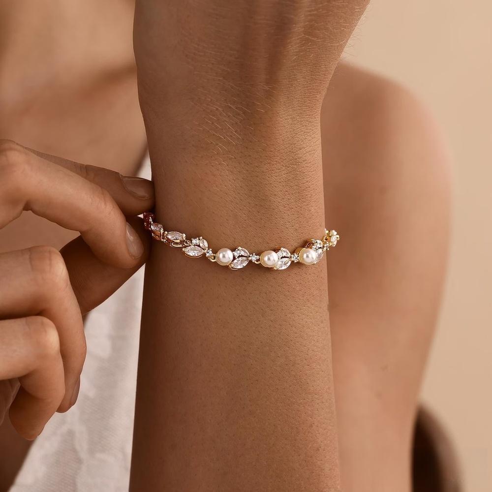 Dainty Marquise Cut Diamond White 925 Sterling Silver Leaf Pearl Bracelet