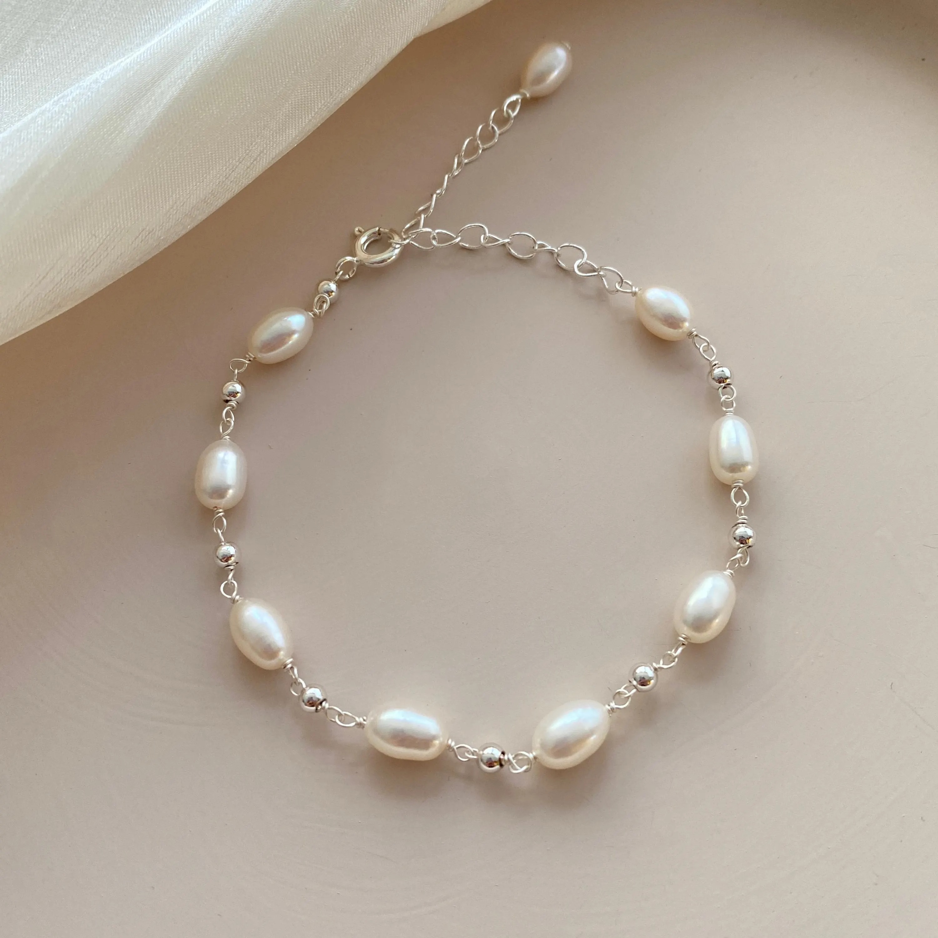 Dainty Freshwater Pearl 925 Sterling Silver Bracelet Minimalist Beaded Chain Bracelet