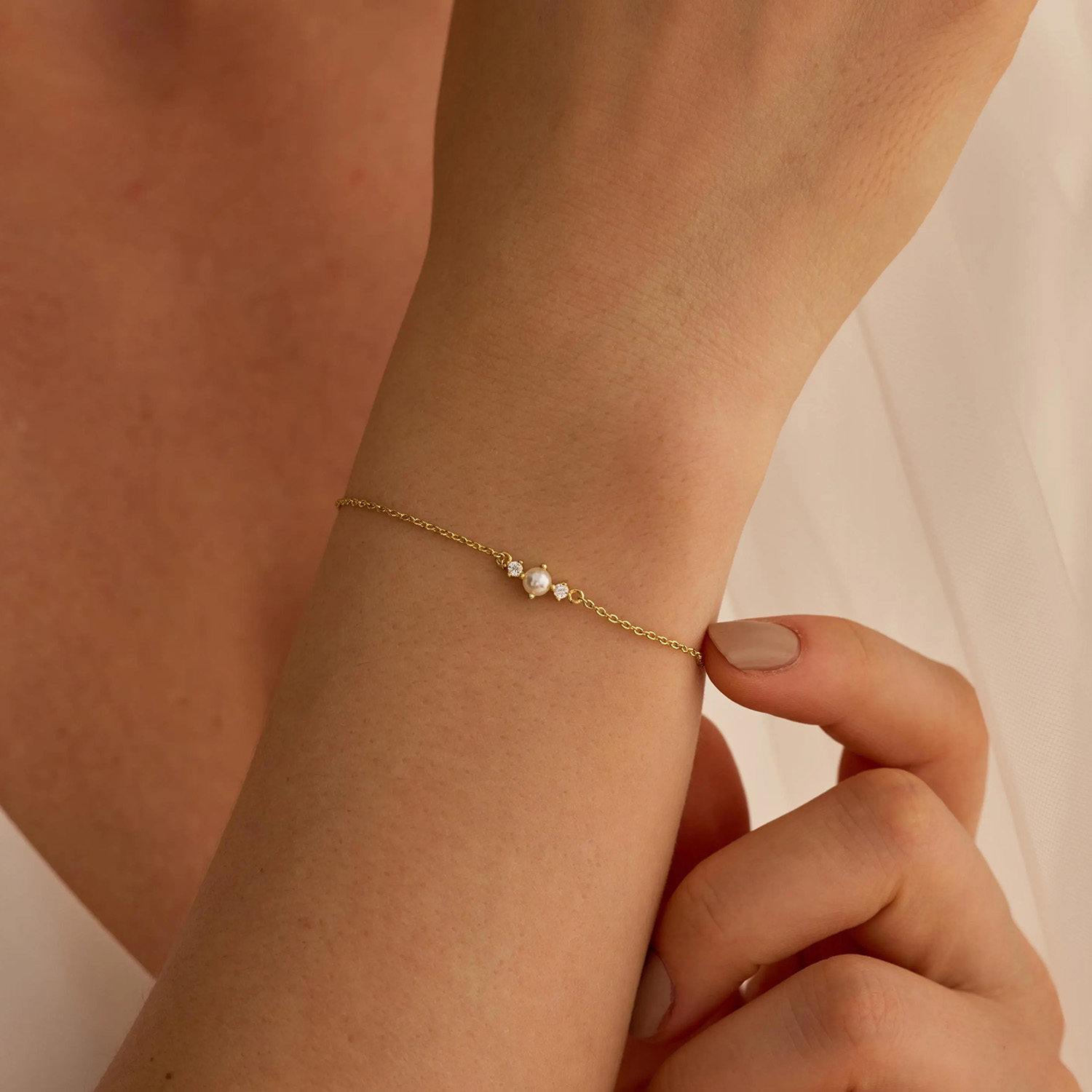 Minimalist Freshwater Pearl Diamond White 925 Sterling Silver Bracelet for Women