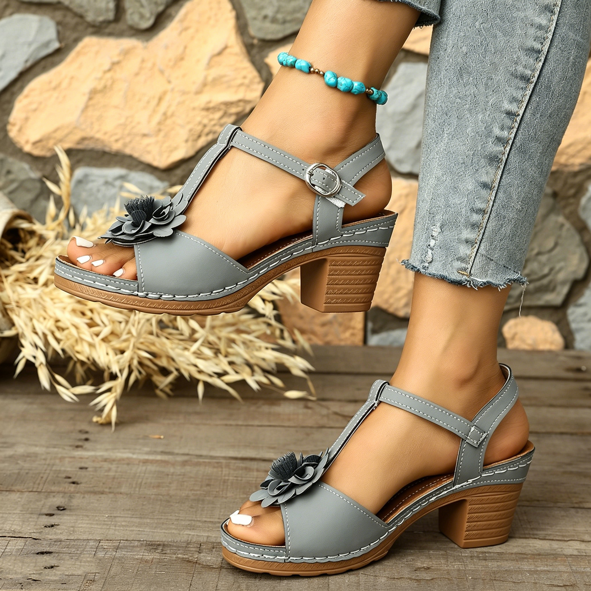 🌸 New Summer Arrivals: Women's Comfortable Orthopedic Wedge Sandals
