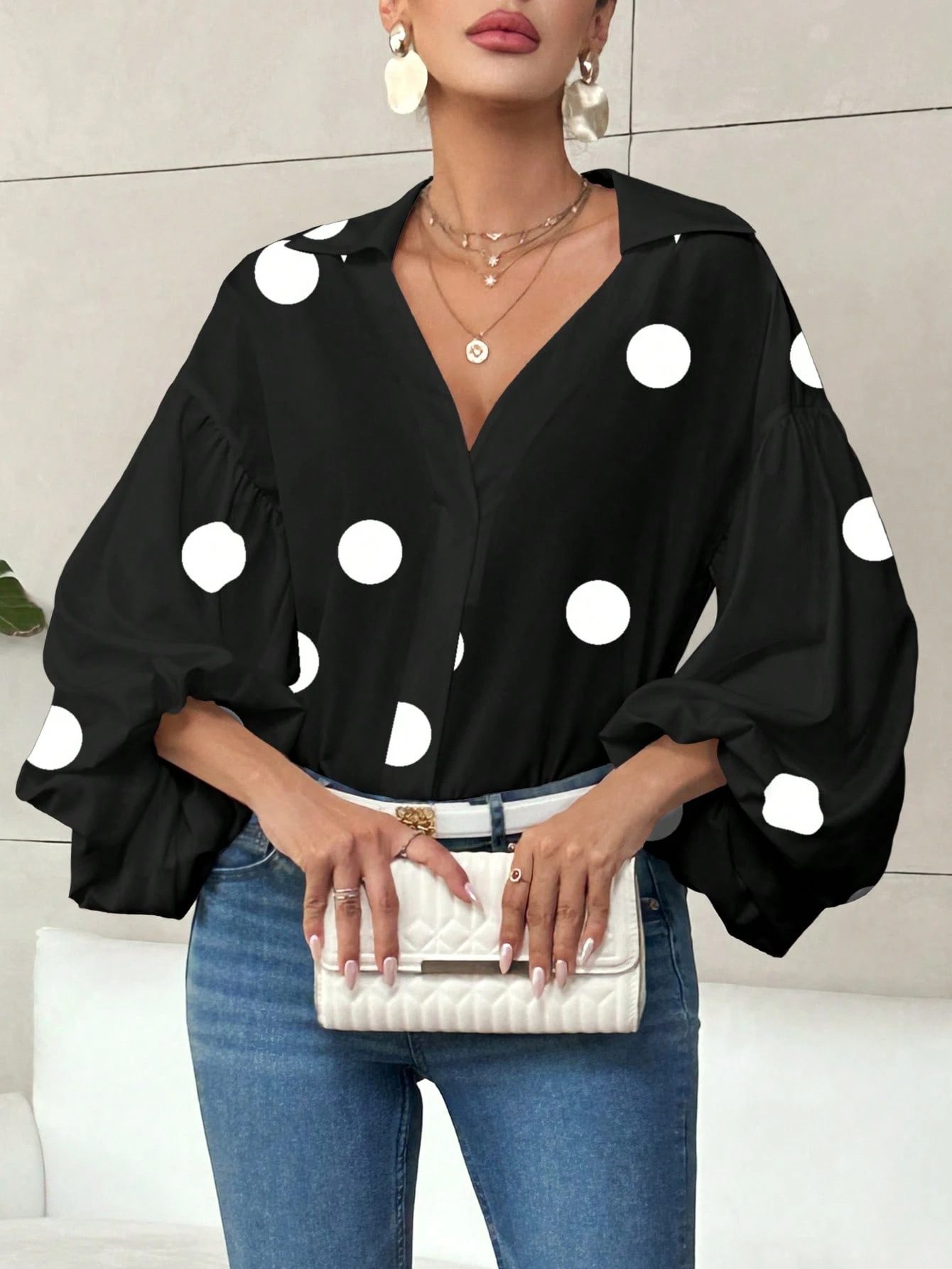Women’s Vintage Polka Dot V Neck Blouse, Loose Puff Long Sleeve Collared Shirt, Casual Oversized Top for Daily Holiday