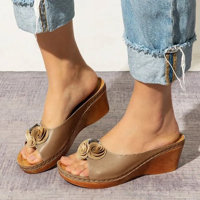 🔥2025 Hot Sale New Arrival🔥Womens Comfy Leather Solid Flower Strap Wedge Sandals