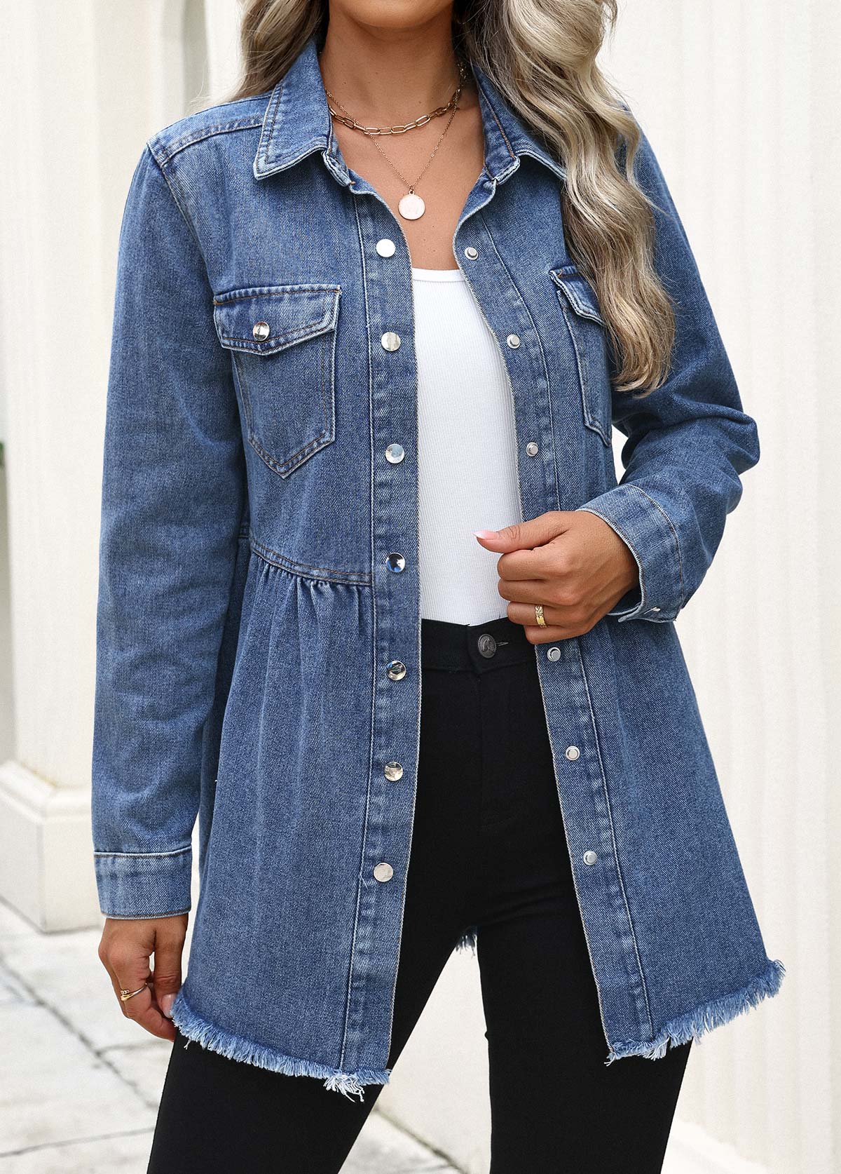 🧥 70% OFF NOW! ✨ Women's Classic Collared Ruched Denim Jacket, Breathable Fabric & Relaxed Fit 💙